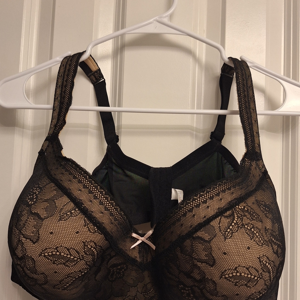Cacique Black and Tan Lace Bra